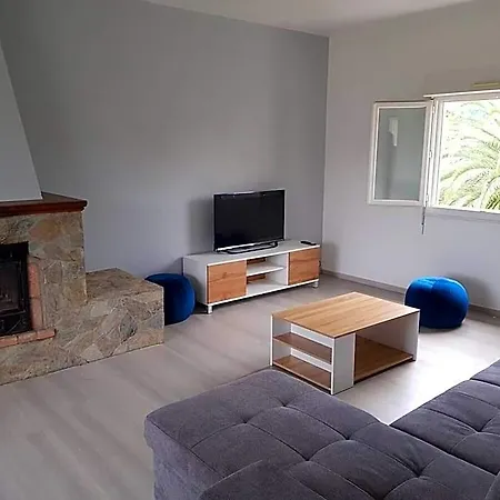 Hotel Giorgha 15 Pers 1 Km De La Jardin 5000m2 5*