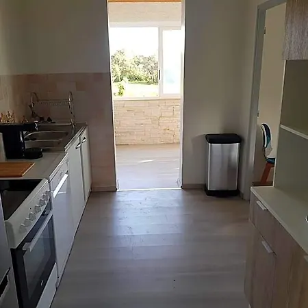 Giorgha 15 Pers 1 Km De La Jardin 5000m2 Solaro