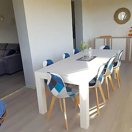 Giorgha 15 Pers 1 Km De La Jardin 5000m2 Hotel