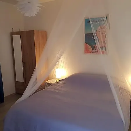 Hotel Giorgha 15 Pers 1 Km De La Jardin 5000m2